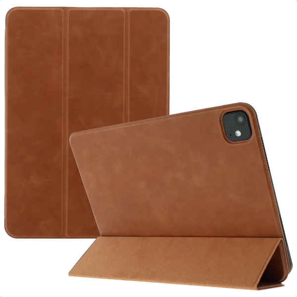 Accezz Leather Trifold Bookcase Apple iPad Pro 13 (2025) M5 / (2024) M4 - Cognac Accezz Leather Trifold Bookcase Apple iPad Pro 13 (2025) M5 / (2024) M4 - Cognac