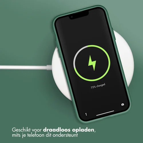 Accezz Liquid Silicone Backcover Apple iPhone 11 - Donkergroen